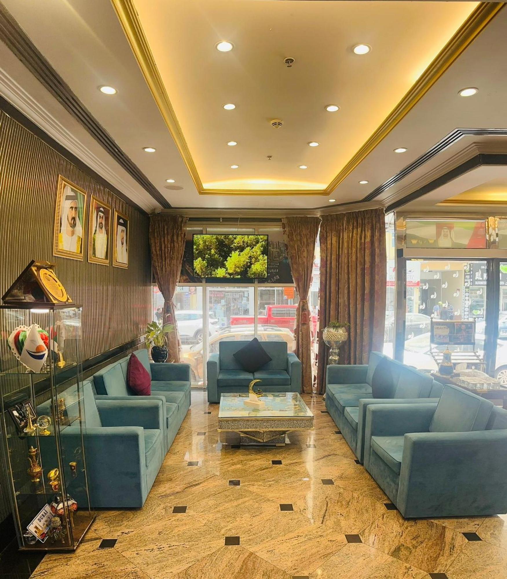 New California Hotel Dubai Eksteriør billede